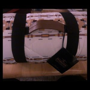 Pendleton Painted Hills Rolled Throw